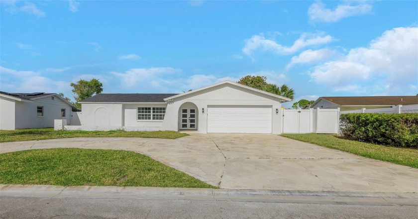 Beautifully updated 4-bedroom, 2-bath single-family pool home - Beach Home for sale in St. Petersburg, Florida on Beachhouse.com