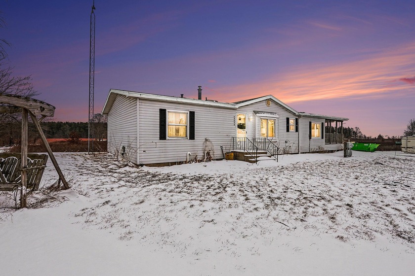 WHAT A PACKAGE !!!! 1344 sq ft home , huge barn & acreage on two - Beach Home for sale in Covert, Michigan on Beachhouse.com