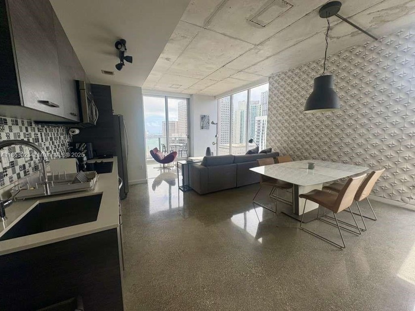 Modern 2BR/2BA apartment in the heart of Downtown Miami. Open - Beach Condo for sale in Miami, Florida on Beachhouse.com