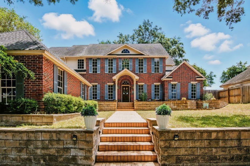 Impressive views and effortless entertaining await in this - Beach Home for sale in Corpus Christi, Texas on Beachhouse.com