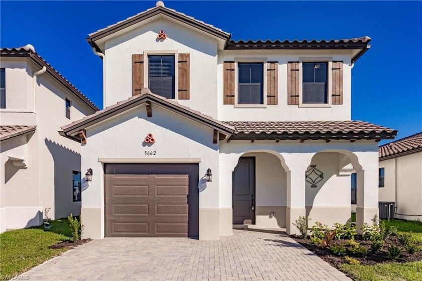 Modern Lakeview Home for Sale in Maple Ridge, Ave Maria! 

 - Beach Home for sale in Ave Maria, Florida on Beachhouse.com