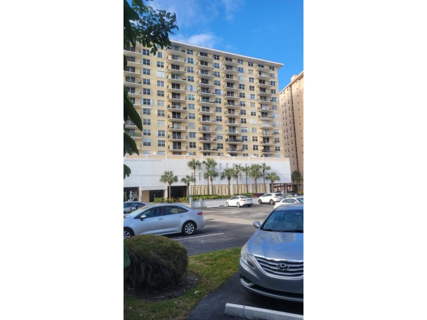beautiful remodeled condo in the heart of hallandale. 10 min - Beach Condo for sale in Hallandale Beach, Florida on Beachhouse.com