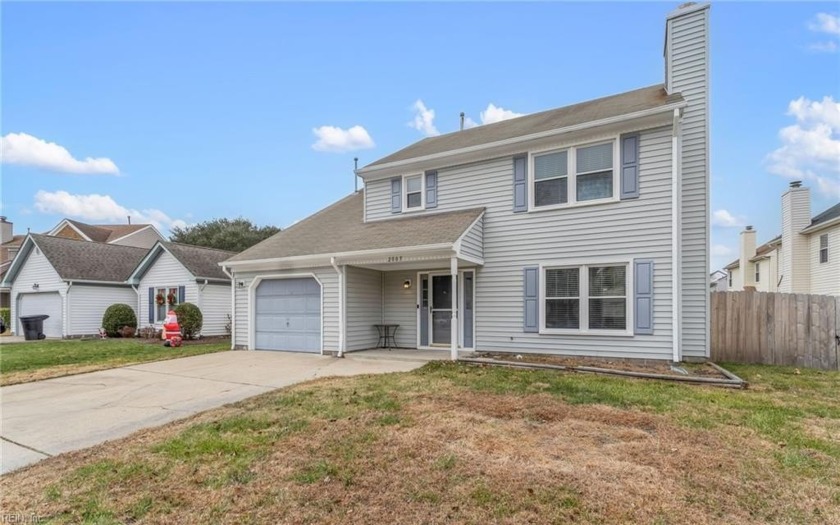 Well maintained home in highly desired neighborhood on a quiet - Beach Home for sale in Virginia Beach, Virginia on Beachhouse.com