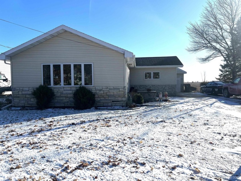 Check out this 3 bedroom, 1.5 bath home located on the well - Beach Home for sale in Escanaba, Michigan on Beachhouse.com