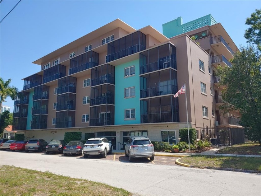 A nice condominium unit in bustling downtown St. Pete for only - Beach Condo for sale in St. Petersburg, Florida on Beachhouse.com