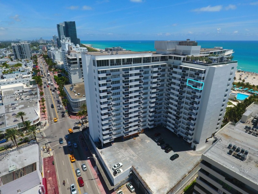 Lowest priced large 1 bed in bldg. Location! Location! Location! - Beach Condo for sale in Miami Beach, Florida on Beachhouse.com
