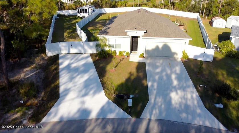 Stunning 2024 new-construction block home with 1,828 sq ft, 4 - Beach Home for sale in Palm Bay, Florida on Beachhouse.com