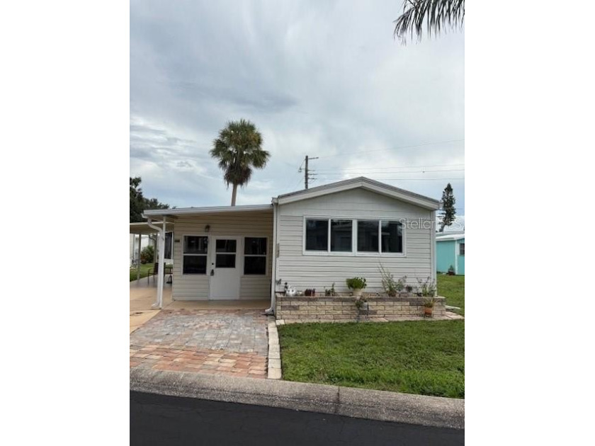 Welcome Home to Terra Siesta - 55+ Living at Its Finest! Step - Beach Home for sale in Ellenton, Florida on Beachhouse.com