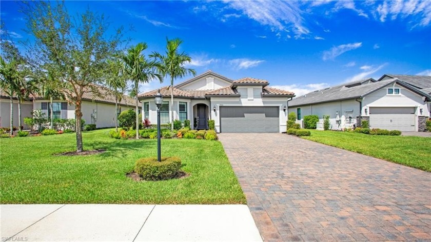 LAKEFRONT POOL HOME WITH STUNNING SUNSET VIEWS!
Don't miss this - Beach Home for sale in Estero, Florida on Beachhouse.com