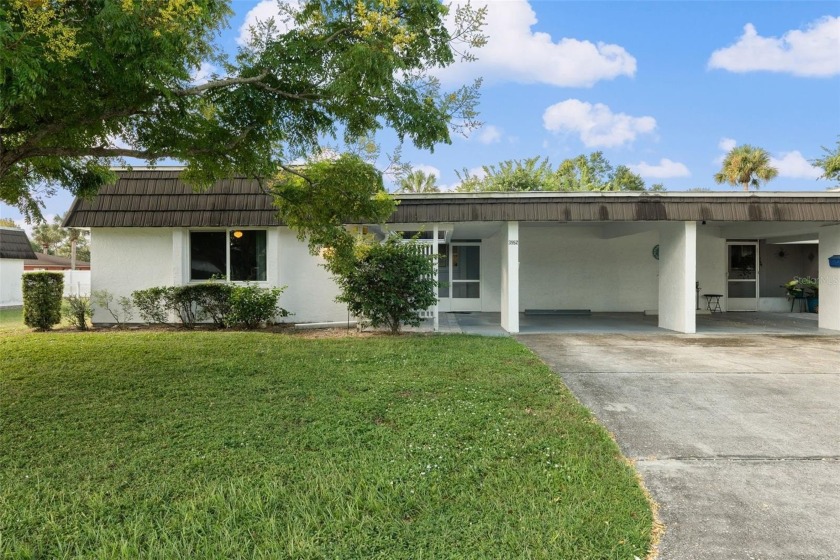 Welcome to your perfect Florida retreat! This beautifully - Beach Home for sale in Sarasota, Florida on Beachhouse.com