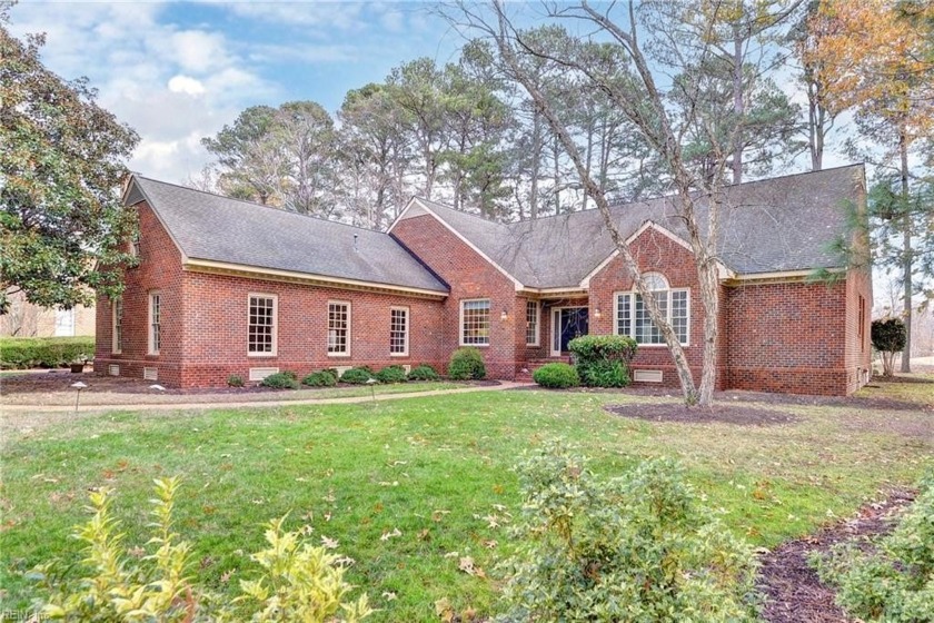 Stunning All-Brick Sprawling Rancher is a beautifully maintained - Beach Home for sale in Williamsburg, Virginia on Beachhouse.com