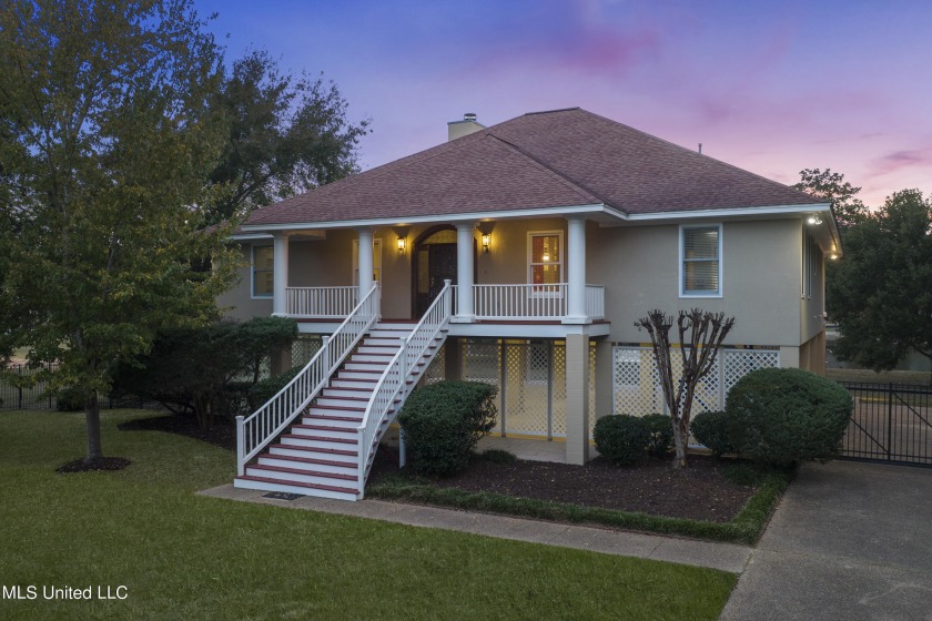 Don't miss out on this  well maintained, well built custom home - Beach Home for sale in D Iberville, Mississippi on Beachhouse.com