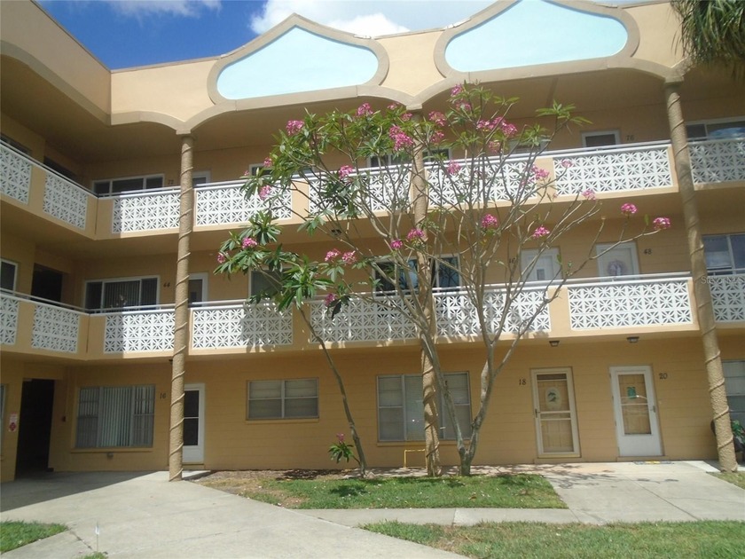 Welcome to Top of the World 55+ retirement community. Located in - Beach Condo for sale in Clearwater, Florida on Beachhouse.com