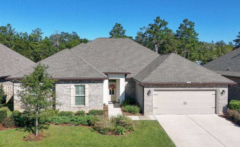 Welcome to this stunning home in the desirable Trails at Hammock - Beach Home for sale in Freeport, Florida on Beachhouse.com