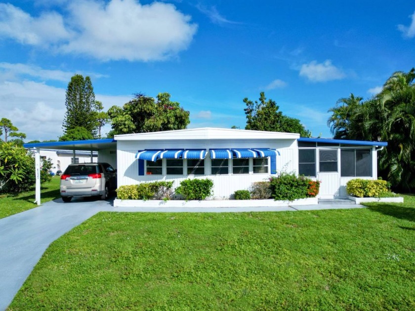 (Ver abajo para espanol)  Maralago Cay is a 55+ community - Beach Home for sale in Lantana, Florida on Beachhouse.com