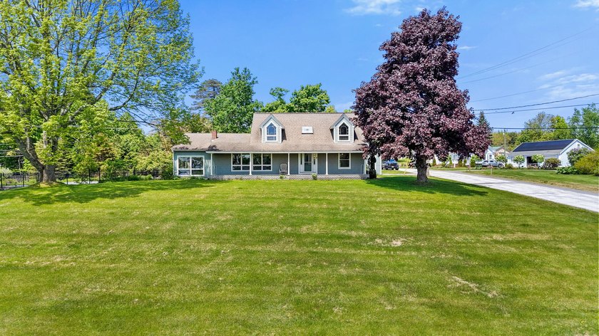 Quietly sitting near Penobscot Bay in Searsport, with ocean - Beach Home for sale in Searsport, Maine on Beachhouse.com