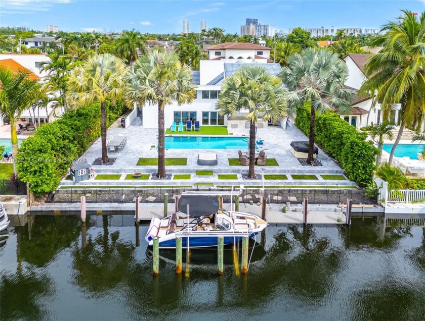 Welcome to 449 Holiday Drive, a beautifully renovated waterfront - Beach Home for sale in Hallandale Beach, Florida on Beachhouse.com