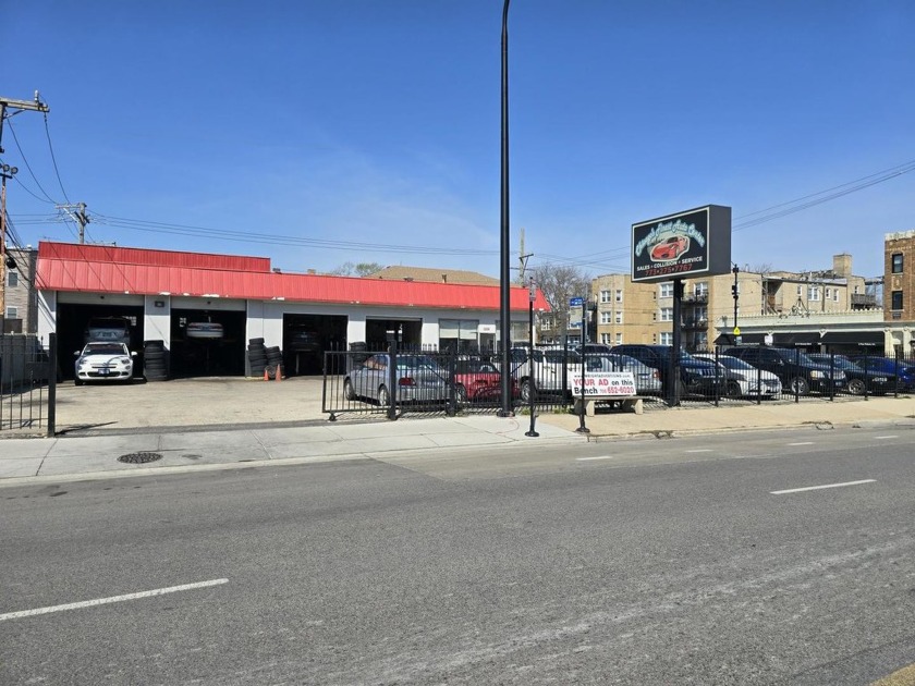 Real estate and business included 4-bays repair shop in business - Beach Commercial for sale in Chicago, Illinois on Beachhouse.com