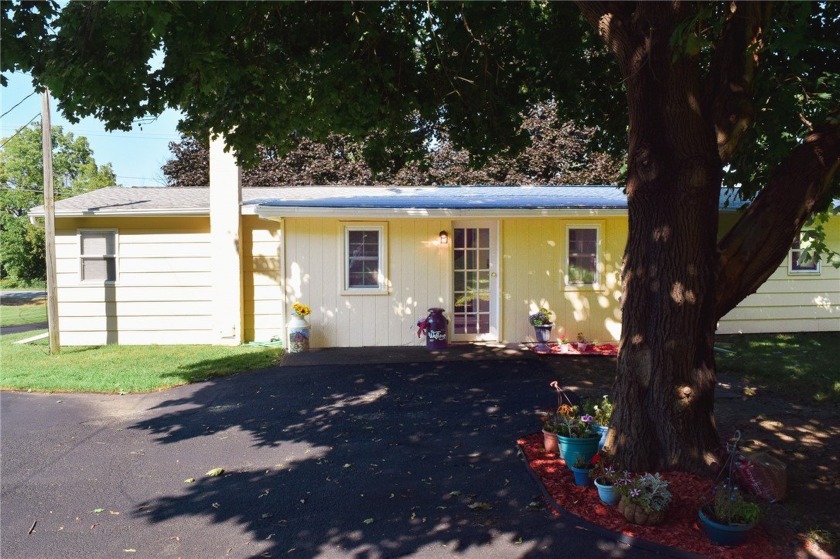 Welcome to this spacious, affordable and MOVE-IN ready - Beach Home for sale in Sodus, New York on Beachhouse.com