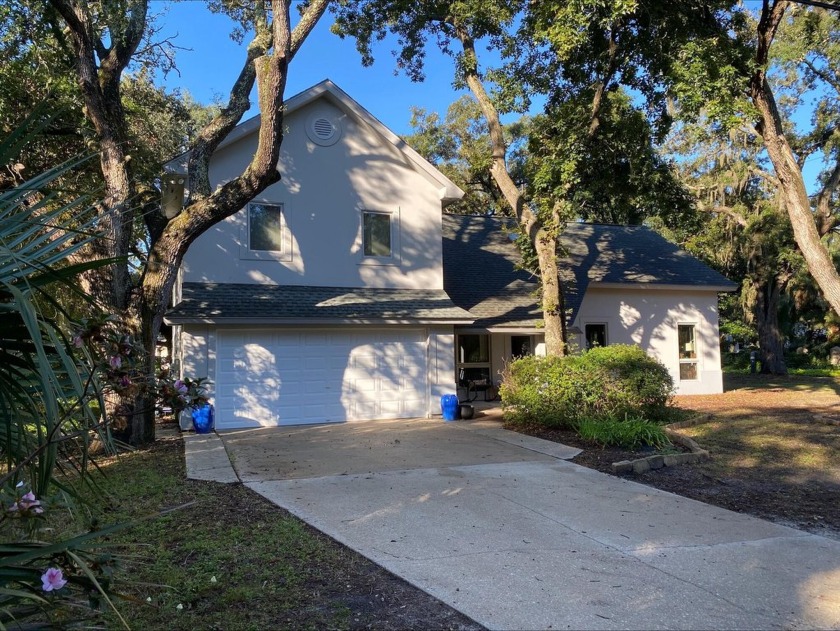 This custom-built home is situated on an over-sized corner lot - Beach Home for sale in Gulf Breeze, Florida on Beachhouse.com