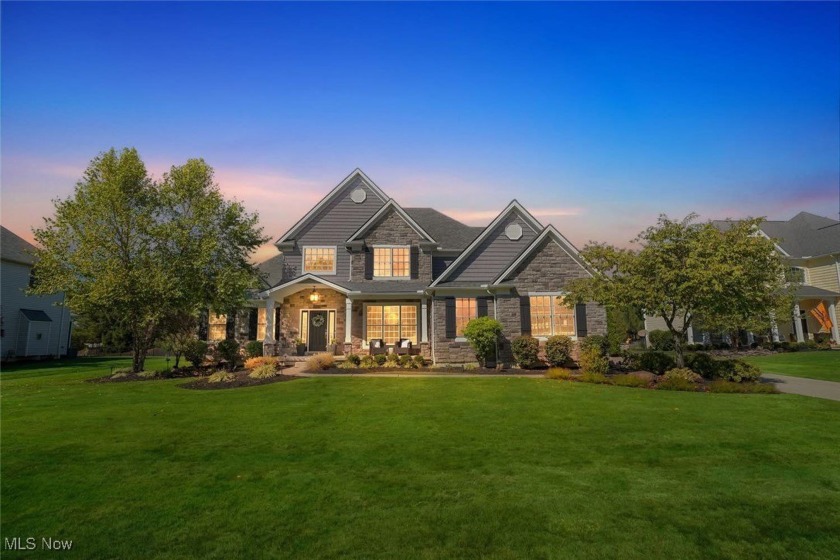 This newer, move-in-ready home in Augusta Woods is not one to - Beach Home for sale in Avon, Ohio on Beachhouse.com