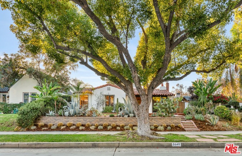 A historic marvel in the coveted neighborhood of California - Beach Home for sale in Long Beach, California on Beachhouse.com