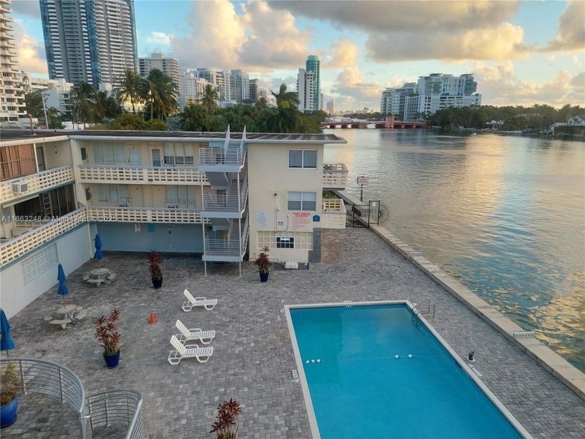 Excellent Studio Location with Water Views, minutes from South - Beach Other for sale in Miami Beach, Florida on Beachhouse.com
