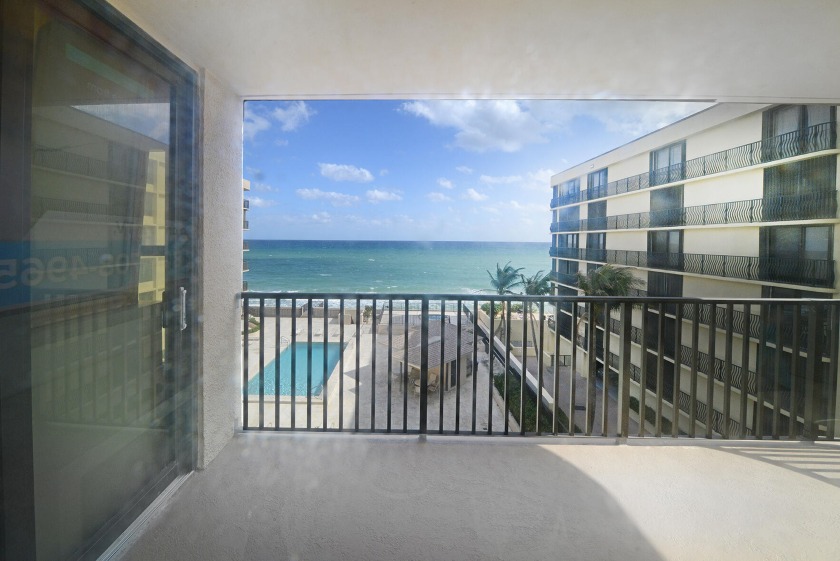 3610 S Ocean Boulevard - Beach Condo for sale in South Palm Beach, Florida on Beachhouse.com