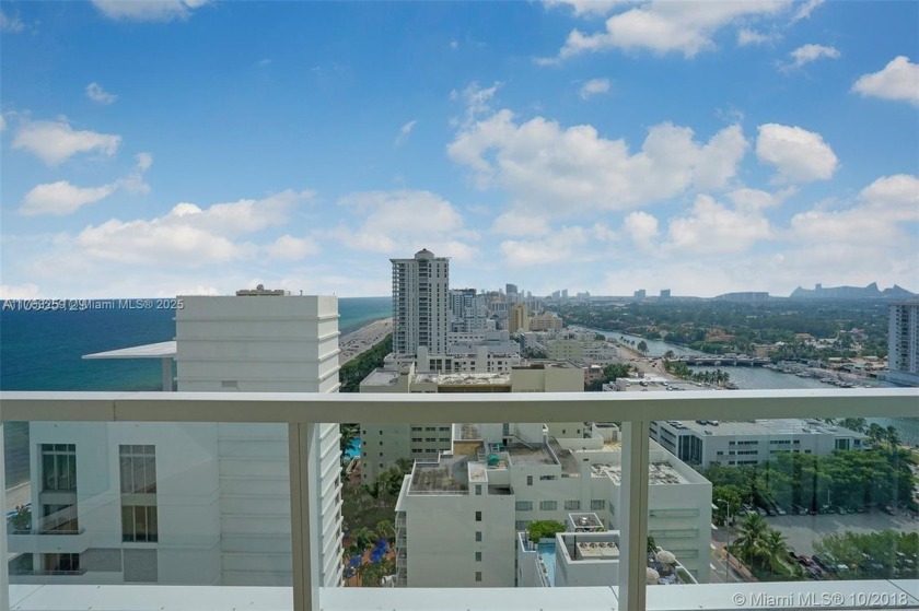 JR SUITE OVERLOOKING TO THE OCEAN AND CITY. BEST SUNSET VIEWS - Beach Commercial for sale in Miami Beach, Florida on Beachhouse.com
