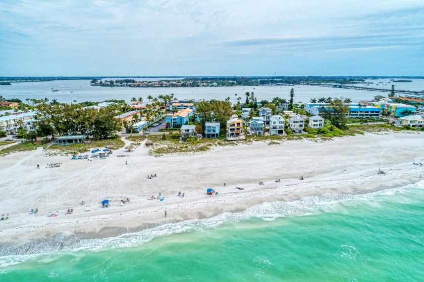 Anna Maria Island Beach Happy-Direct Beach Front-1BR-1BR - Beach Vacation Rentals in Bradenton Beach, FL on Beachhouse.com