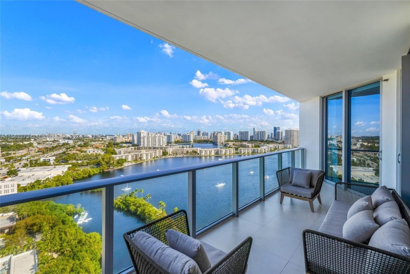 JUST RENOVATED // READY TO MOVE-IN. This condo features 3 - Beach Condo for sale in North Miami Beach, Florida on Beachhouse.com