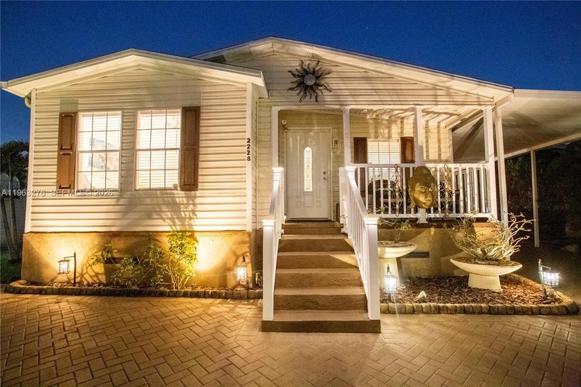 Welcome to Park City Section 3 in Davie, a highly desirable - Beach Home for sale in Davie, Florida on Beachhouse.com