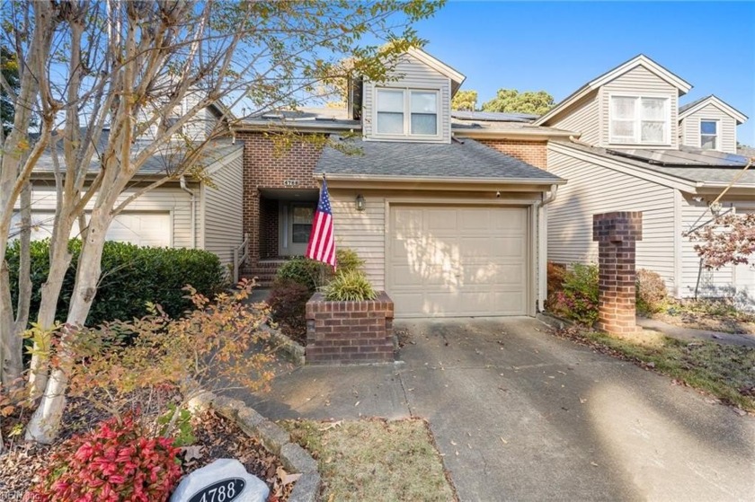 Golf course view, no condo fees. Primary bath has jetted tub - Beach Townhome/Townhouse for sale in Virginia Beach, Virginia on Beachhouse.com