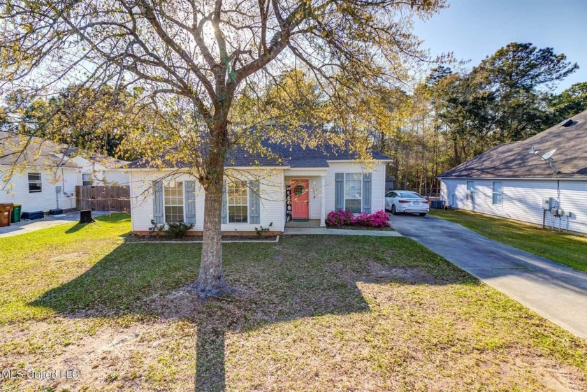 Just blocks from the beach, this charming 4-bedroom, 2-bathroom - Beach Home for sale in Pass Christian, Mississippi on Beachhouse.com