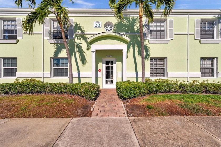 Highly sought after first floor, 2 bed/1bath condo and BOAT SLIP - Beach Condo for sale in St. Petersburg, Florida on Beachhouse.com