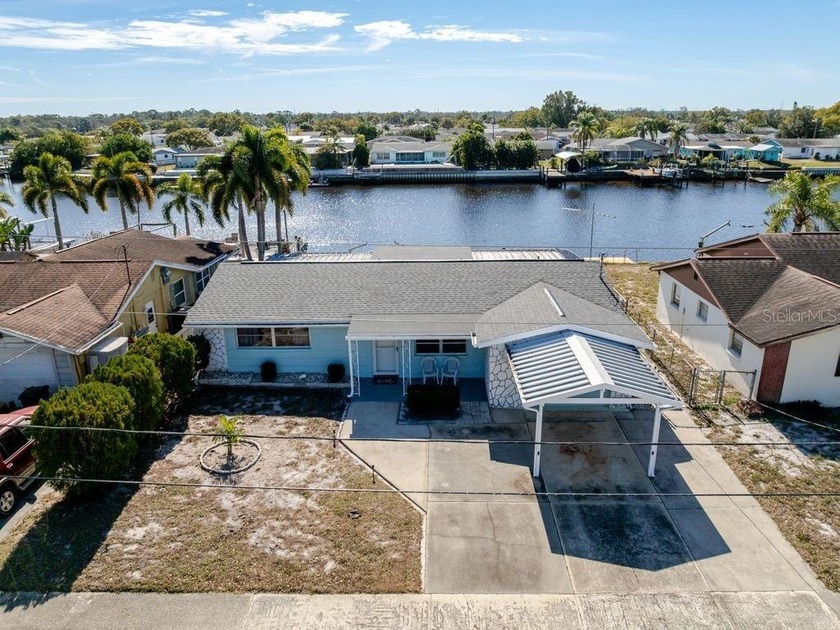 Welcome to an exceptional opportunity to enjoy Florida - Beach Home for sale in Holiday, Florida on Beachhouse.com