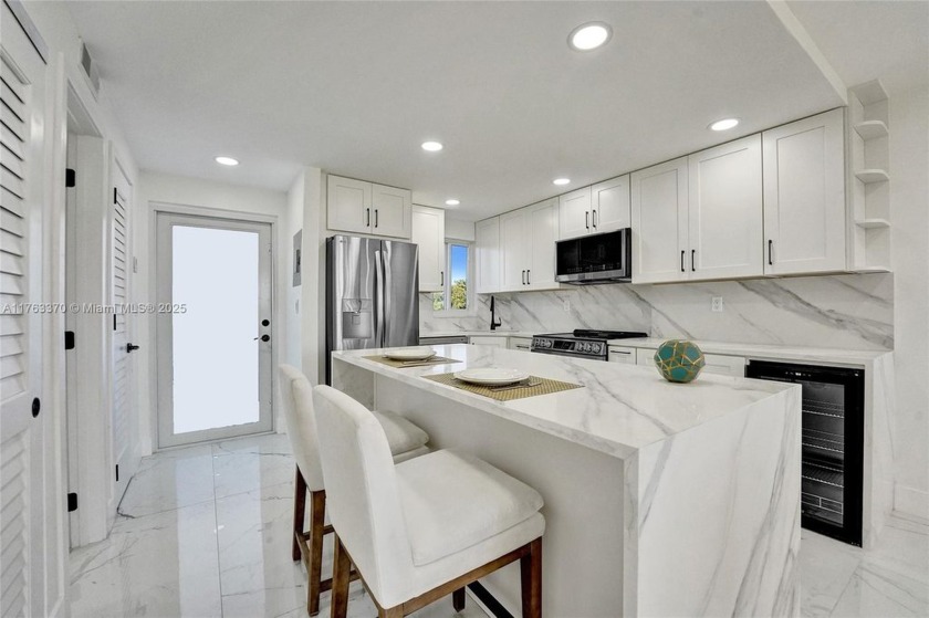 LUXURY LIVING AT ITS FINEST! This renovated 1-bed, 1.5-bath - Beach Condo for sale in Pembroke Pines, Florida on Beachhouse.com
