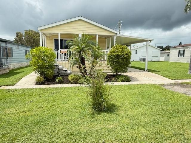 Situated on Florida's West Coast, in the heart of the popular - Beach Home for sale in Dunedin, Florida on Beachhouse.com