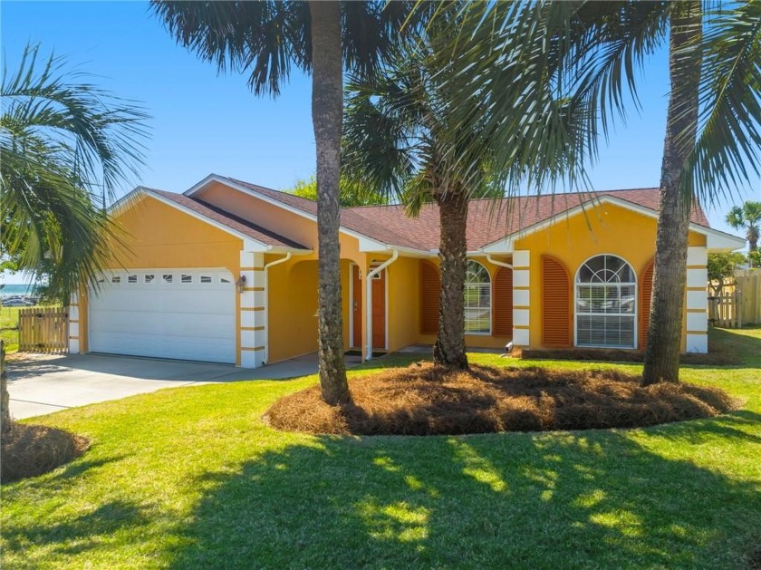 This charming beach house is located just steps from putting - Beach Home for sale in Panama City, Florida on Beachhouse.com