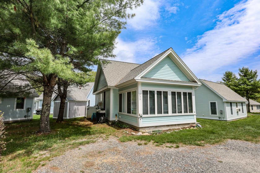 Step into your perfect Maine getaway at this inviting 2-bedroom - Beach Condo for sale in Wells, Maine on Beachhouse.com