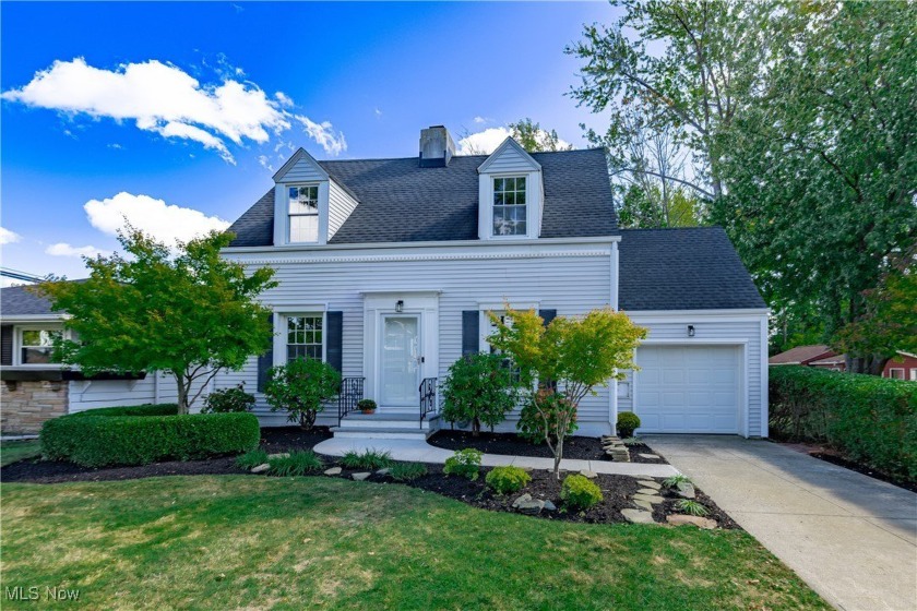 Welcome to 28812 Cresthaven Drive in Willowick! This beautifully - Beach Home for sale in Willowick, Ohio on Beachhouse.com