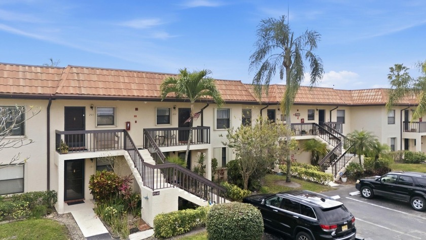 Welcome to 7142 Golf Colony Ct #102 located in Lucerne Lakes - Beach Condo for sale in Lake Worth, Florida on Beachhouse.com
