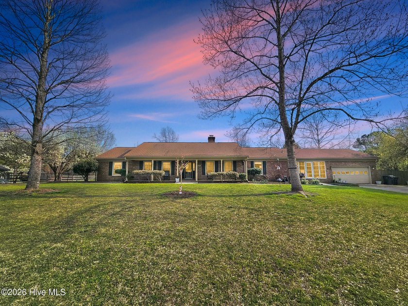 A couple of miles from the coast, tucked into a small - Beach Home for sale in Shallotte, North Carolina on Beachhouse.com