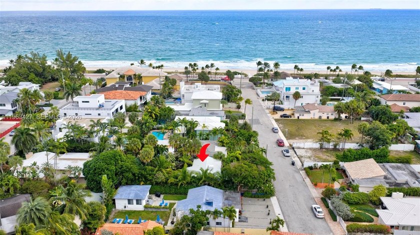 Welcome to your prime beachside investment opportunity -- a rare - Beach Lot for sale in Fort Lauderdale, Florida on Beachhouse.com