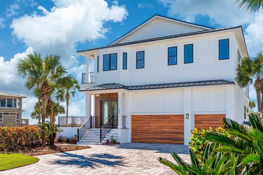 Tranquility awaits you at 108 Beach Dr West! Features an - Beach Home for sale in Miramar Beach, Florida on Beachhouse.com