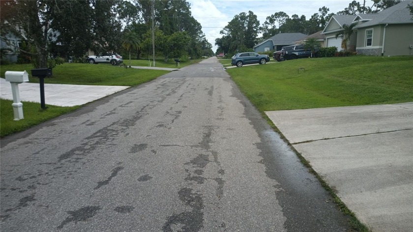 1/4 acre/10,000sf lot with city water just a few miles from 75 - Beach Lot for sale in North Port, Florida on Beachhouse.com