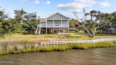 You will love the layout of this Emerald Isle home built in 2022 - Beach Home for sale in Emerald Isle, North Carolina on Beachhouse.com