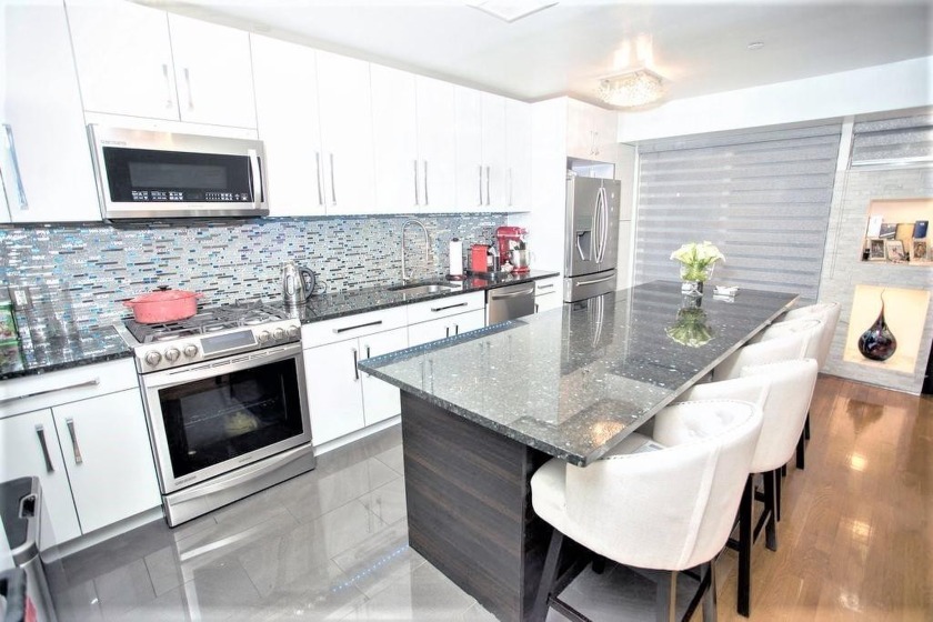 Sheepshead Bay location, short distance to the Emmons Bay - Beach Condo for sale in Brooklyn, New York on Beachhouse.com