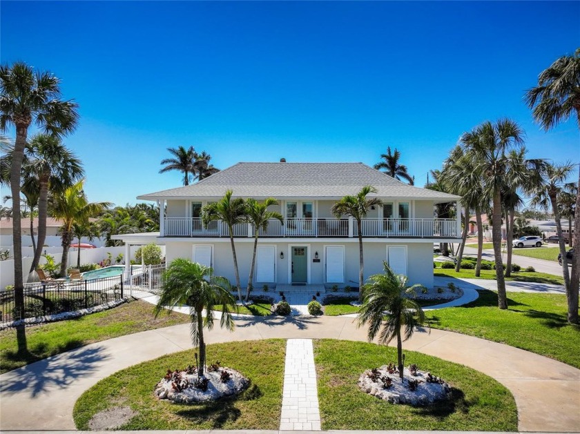 This move-in ready, corner lot home in Belleair Beach is ready - Beach Home for sale in Belleair Beach, Florida on Beachhouse.com