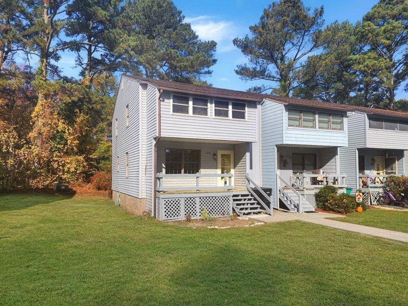 It's time to buy the Beach House!!! Come take a look at 4421 - Beach Home for sale in Chincoteague Island, Virginia on Beachhouse.com